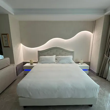 Hypnos - Luxury Nocleg ze śniadaniem