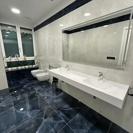 Hypnos - Luxury Nocleg ze śniadaniem